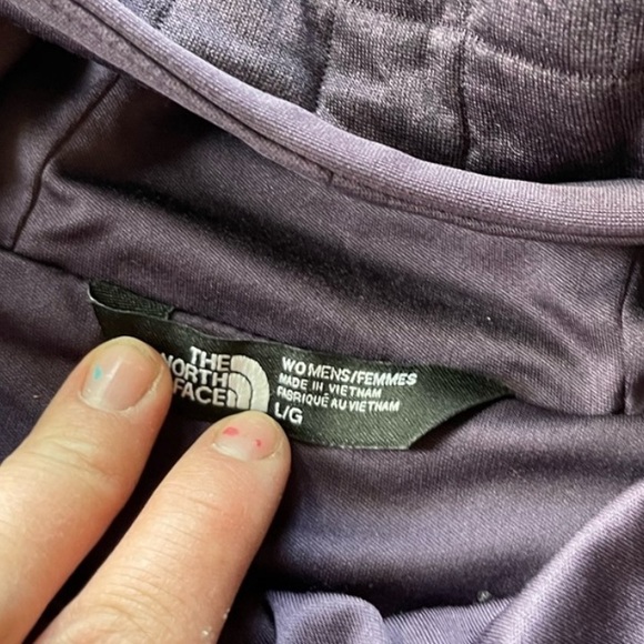 North Face Women’s Purple Hoody - Picture 5 of 5